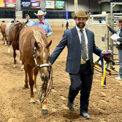 Hez On Holiday — profile photo